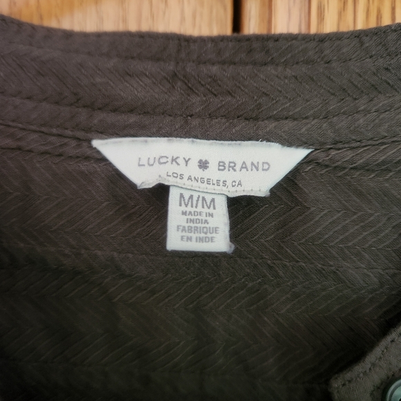 Lucky Brand Button-Up Top - Picture 4 of 10